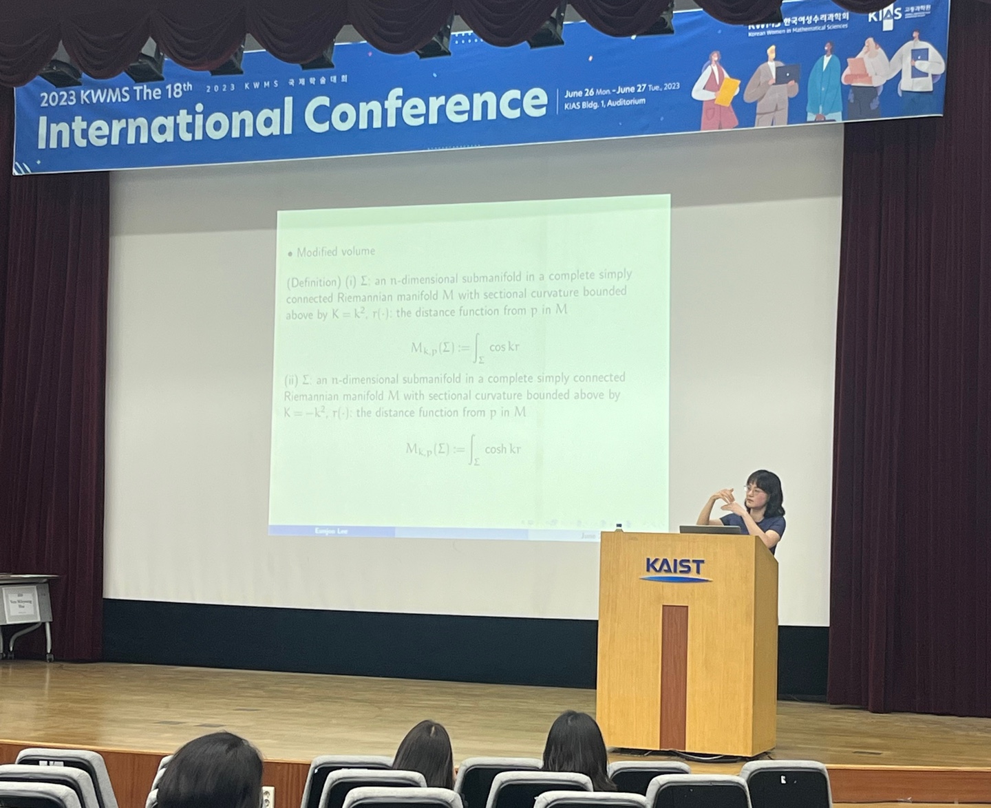 Session Presentation Geometry and Topology.jpg